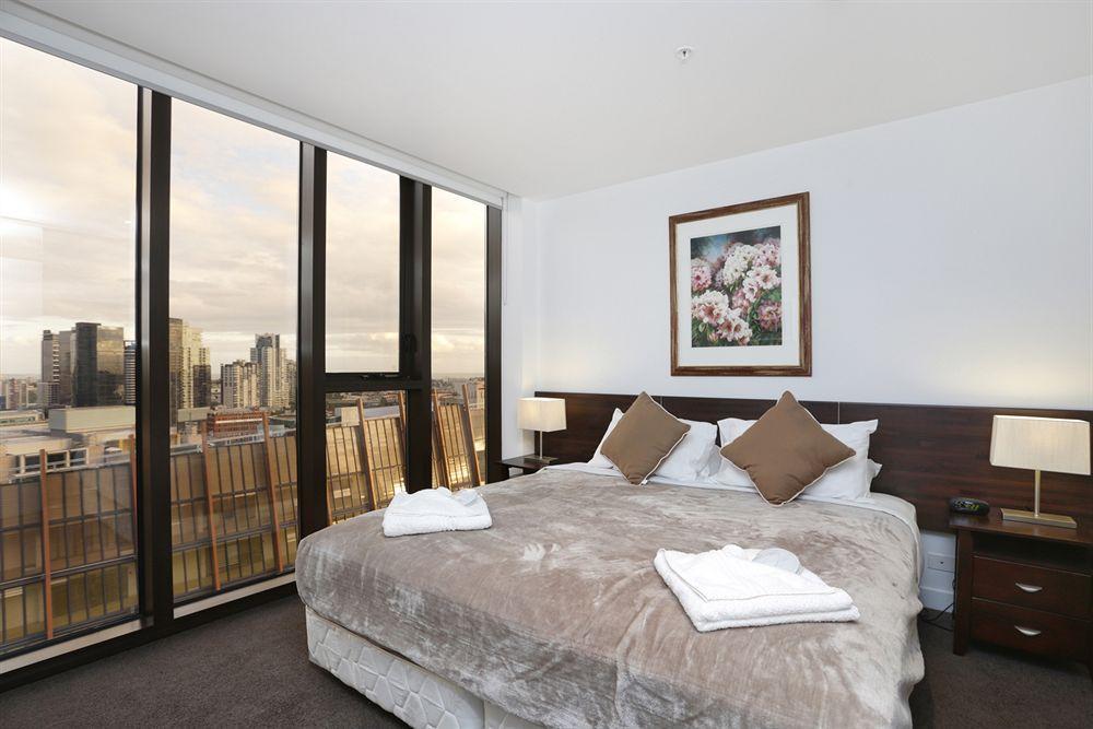 Aura On Flinders Serviced Apartments Melbourne Eksteriør billede