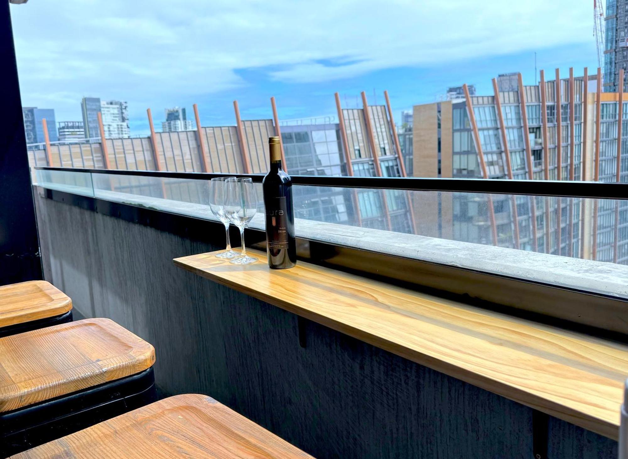 Aura On Flinders Serviced Apartments Melbourne Eksteriør billede