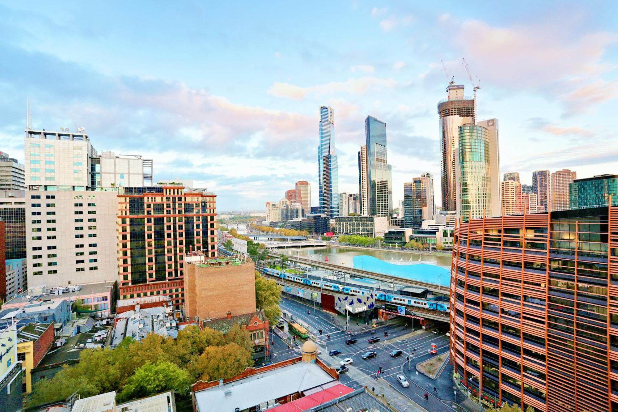 Aura On Flinders Serviced Apartments Melbourne Eksteriør billede