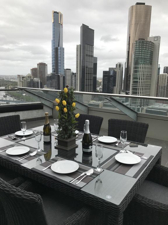 Aura On Flinders Serviced Apartments Melbourne Eksteriør billede