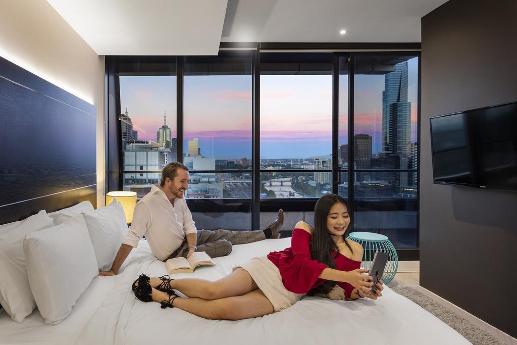Aura On Flinders Serviced Apartments Melbourne Eksteriør billede